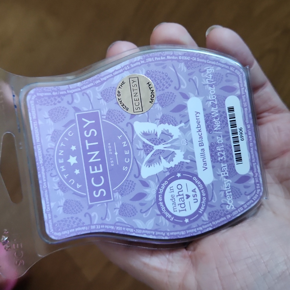 Scentsy Vanilla Blackberry Bar